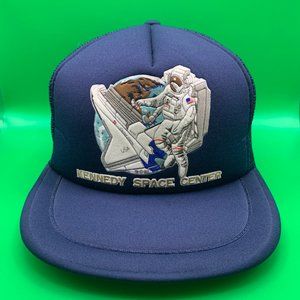 Vintage NASA Mesh Trucker Hat Navy Shuttle Astronaut Kennedy Snap-Back Cap 80s